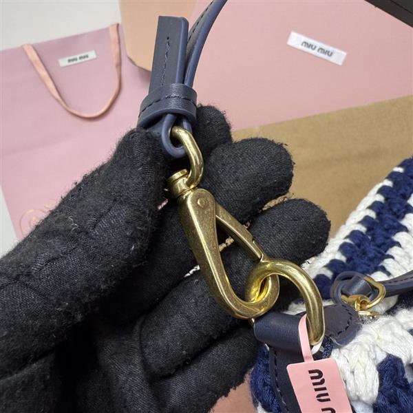 2026127214541335 600